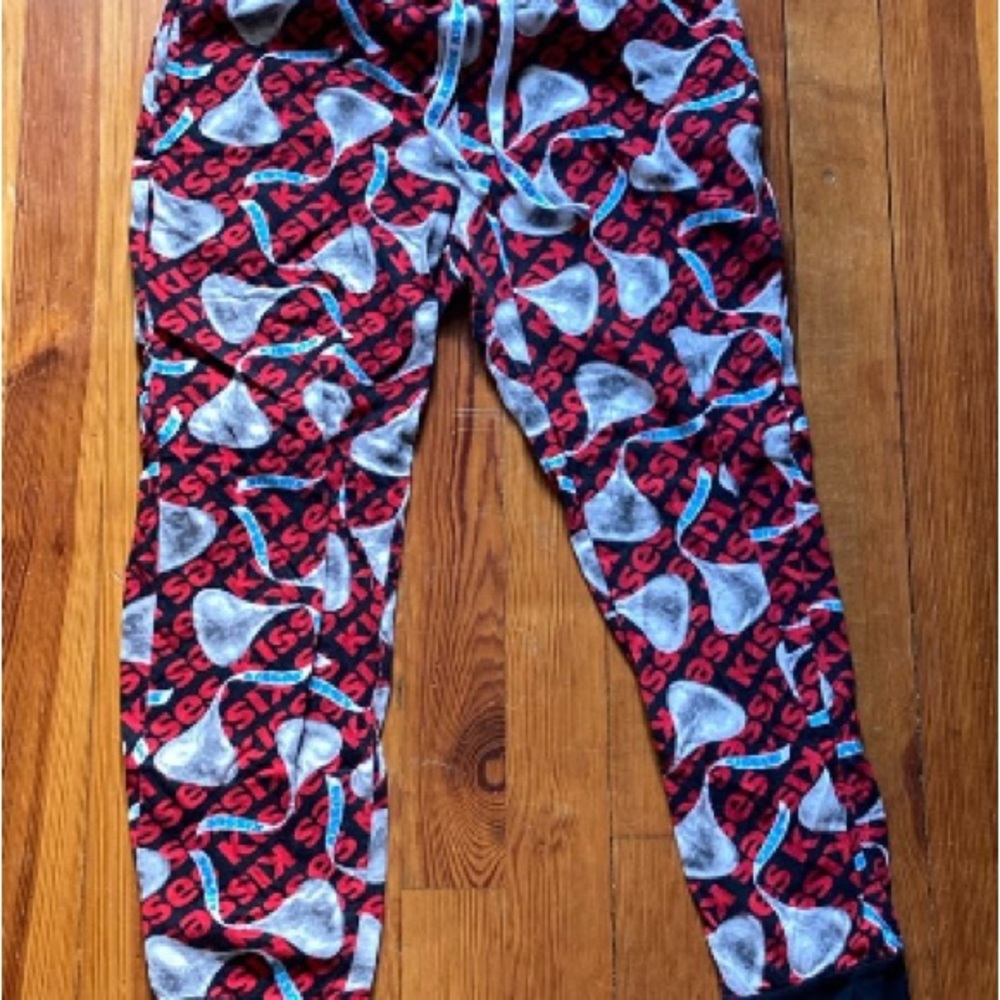 Hershey’s Kisses Women's Red and Gray Pajama Pants XXL Like New